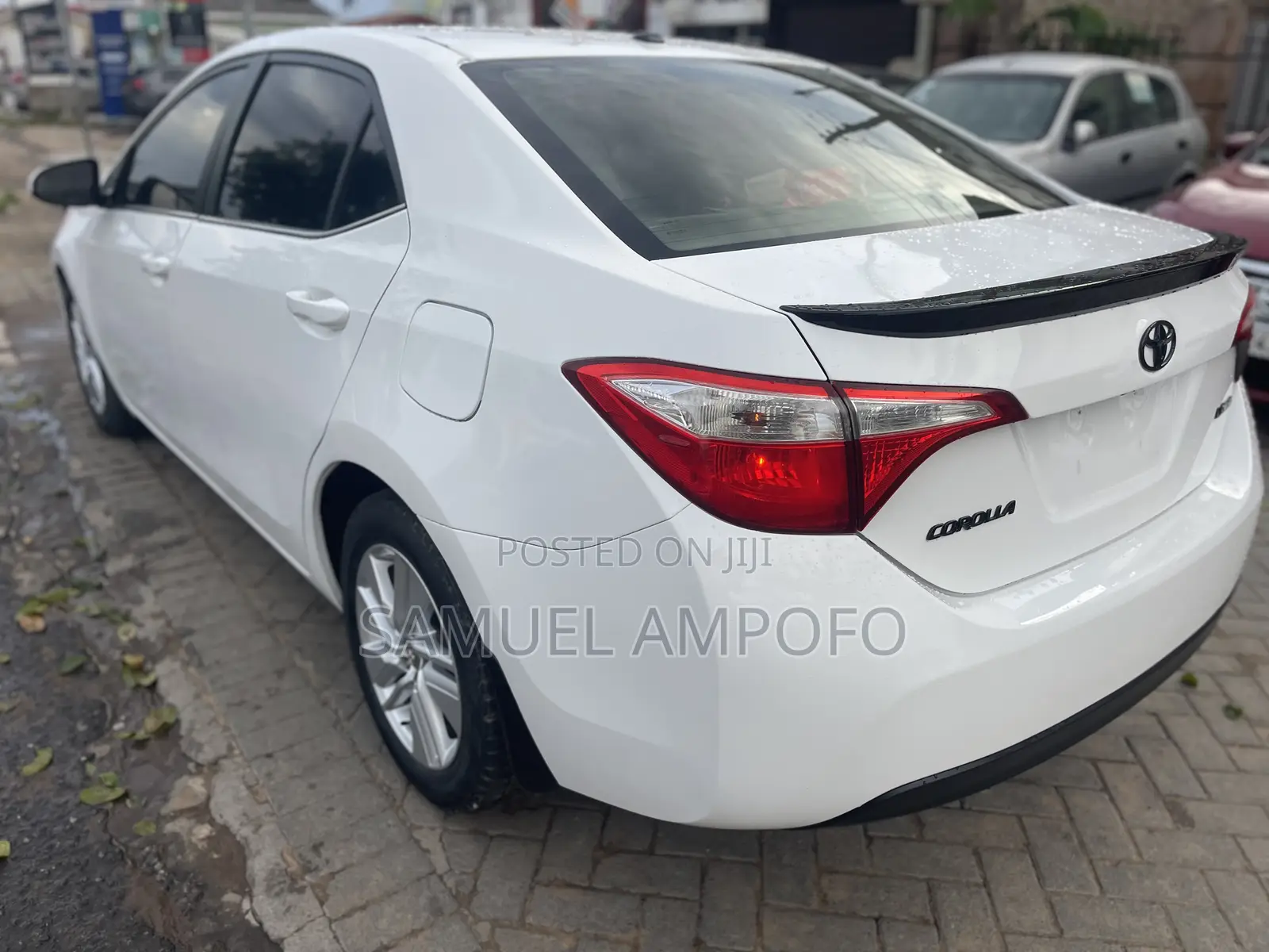 Toyota Corolla LE Eco 4dr Sedan (1.8L 4cyl CVT) 2016 White