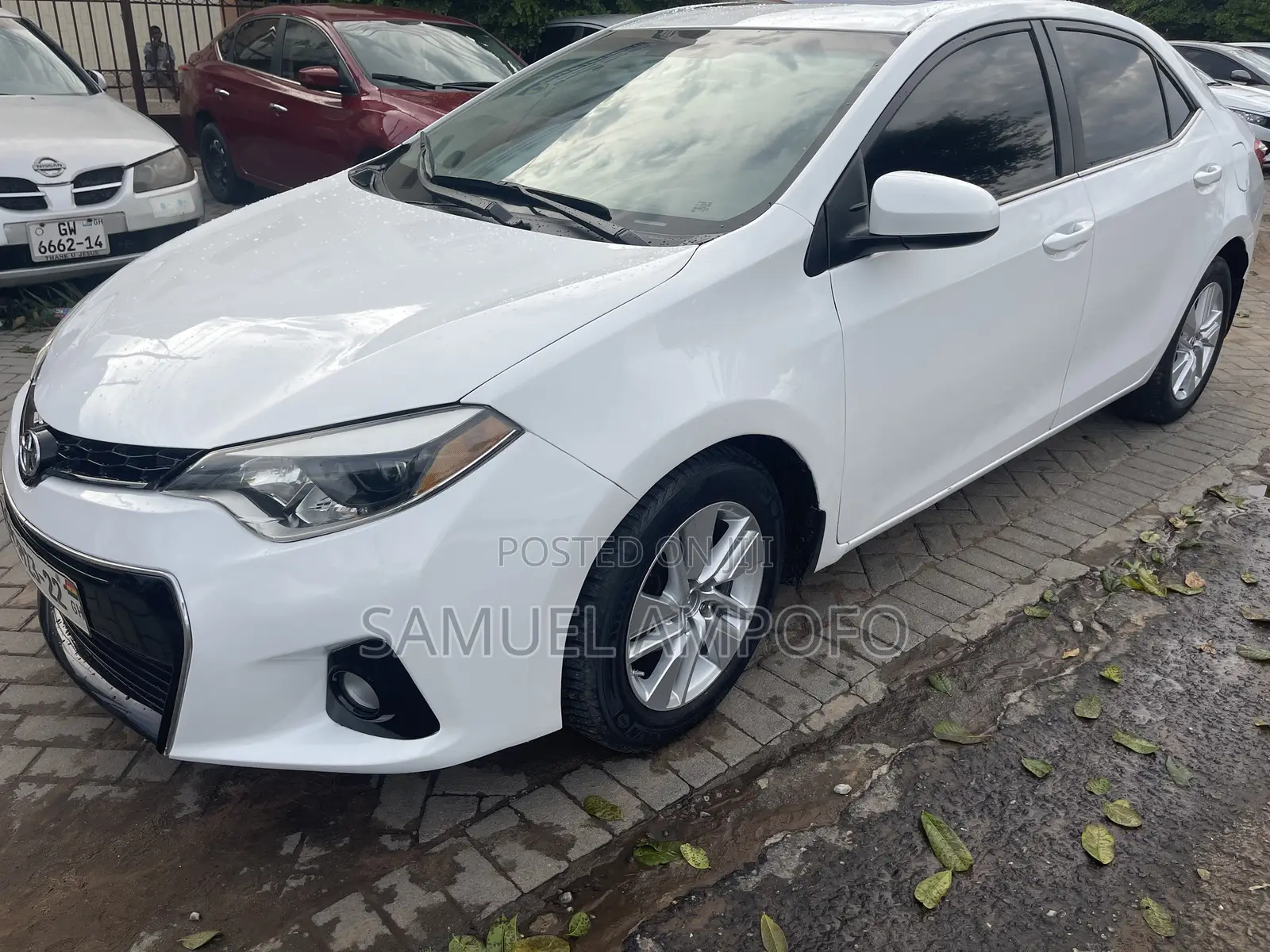Toyota Corolla LE Eco 4dr Sedan (1.8L 4cyl CVT) 2016 White