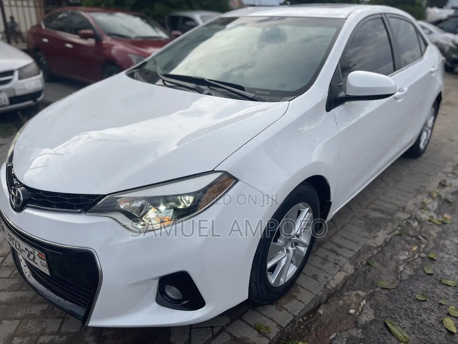 Toyota Corolla LE Eco 4dr Sedan (1.8L 4cyl CVT) 2016 White