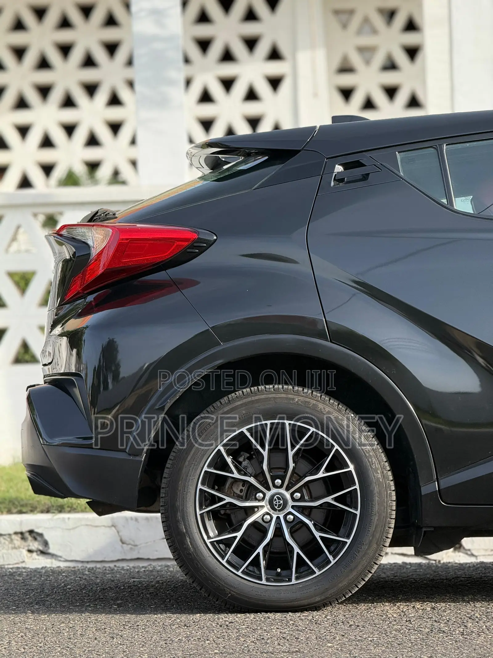 Toyota C-HR 2019 Black