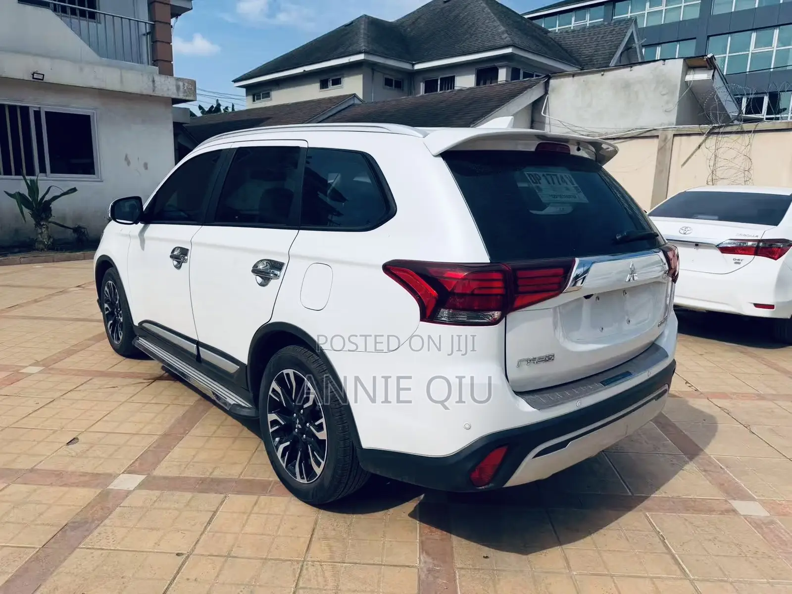 Mitsubishi Outlander 2019 White