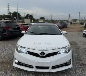 Toyota Camry 2014 White