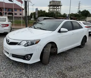 Toyota Camry 2014 White