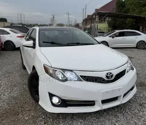Toyota Camry 2014 White