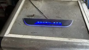 Mercedes Benz Stepper With Light Available