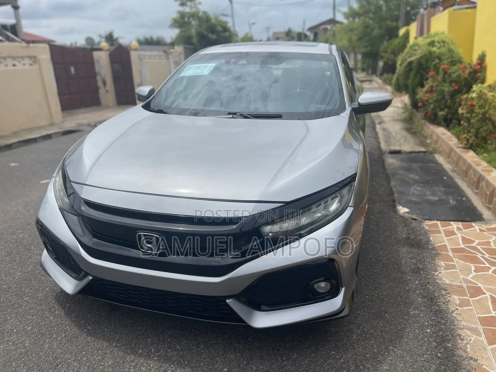 Honda Civic Type R Touring 4dr Hatchback (2.0L 4cyl) 2017 Gray