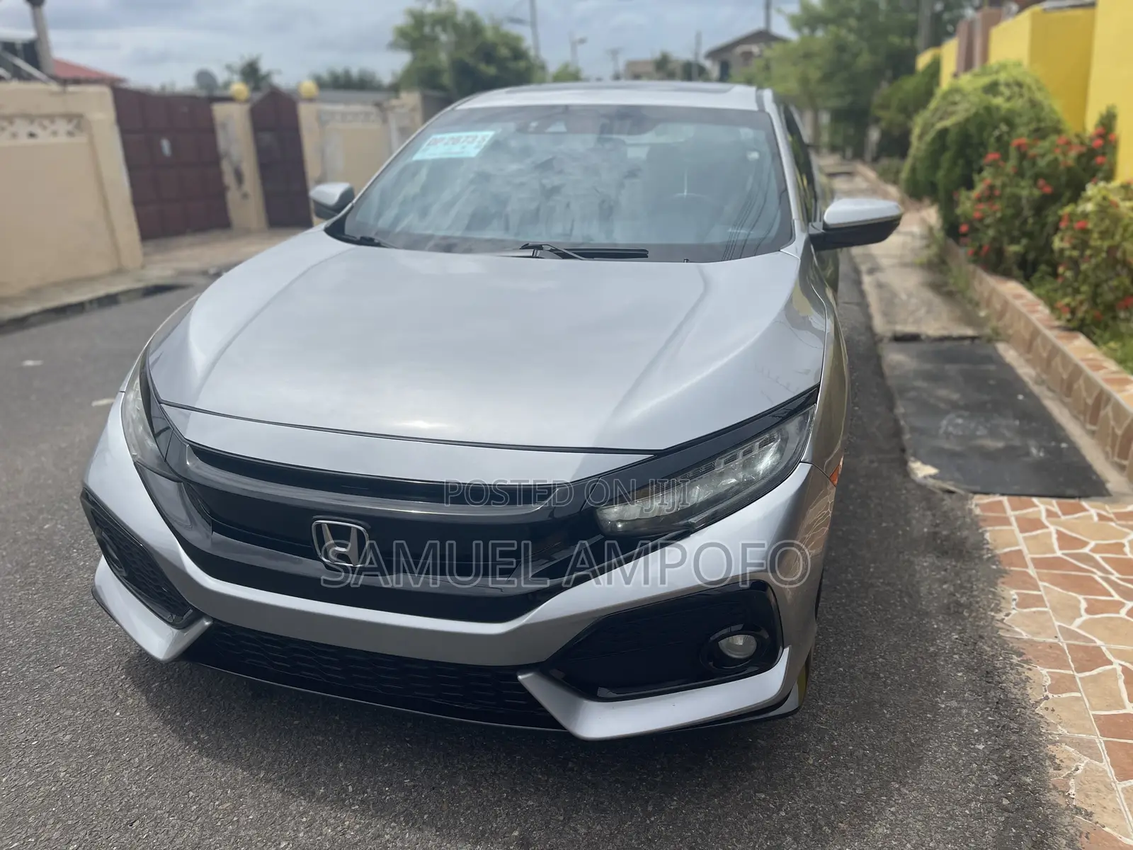 Honda Civic Type R Touring 4dr Hatchback (2.0L 4cyl) 2017 Gray