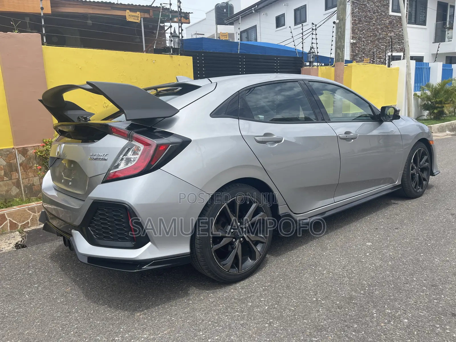 Honda Civic Type R Touring 4dr Hatchback (2.0L 4cyl) 2017 Gray