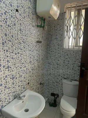 3bdrm Apartment in Lake Side Estate for rent