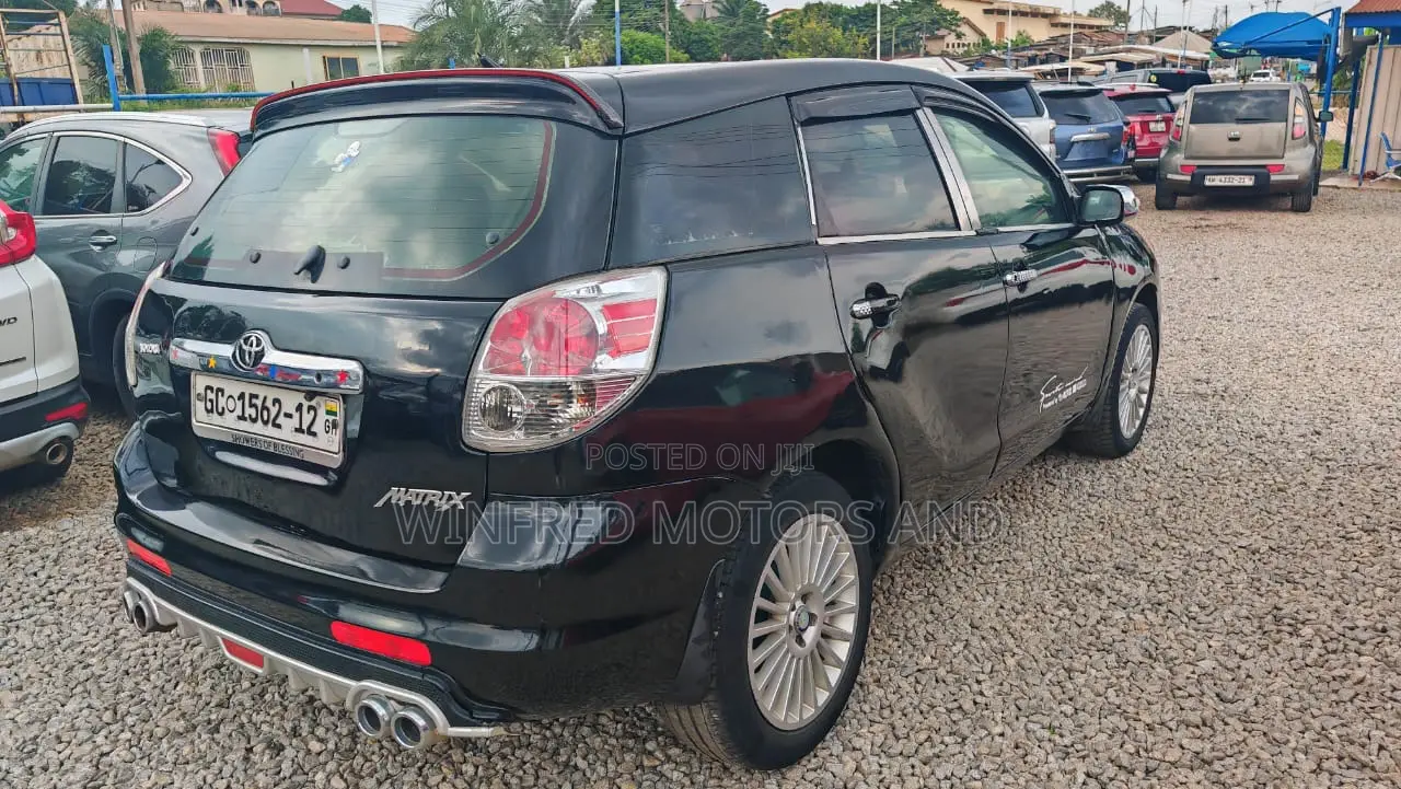 Toyota Matrix Hatchback 1.8 16V AWD 2007 Black