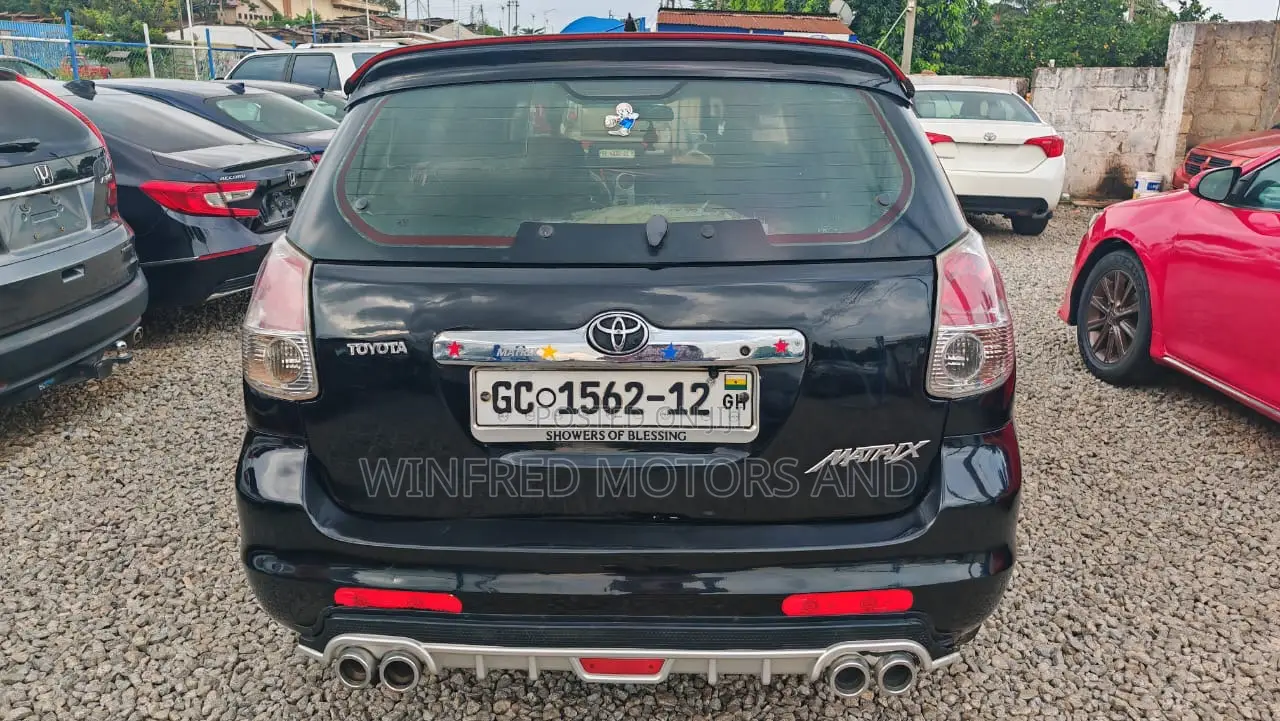 Toyota Matrix Hatchback 1.8 16V AWD 2007 Black