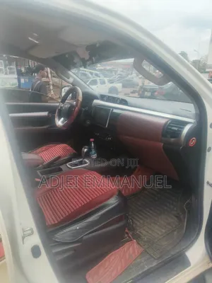 Toyota Hilux 2018 White