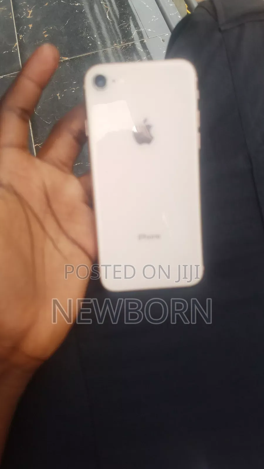Apple iPhone SE (2022) 128 GB Rose Gold