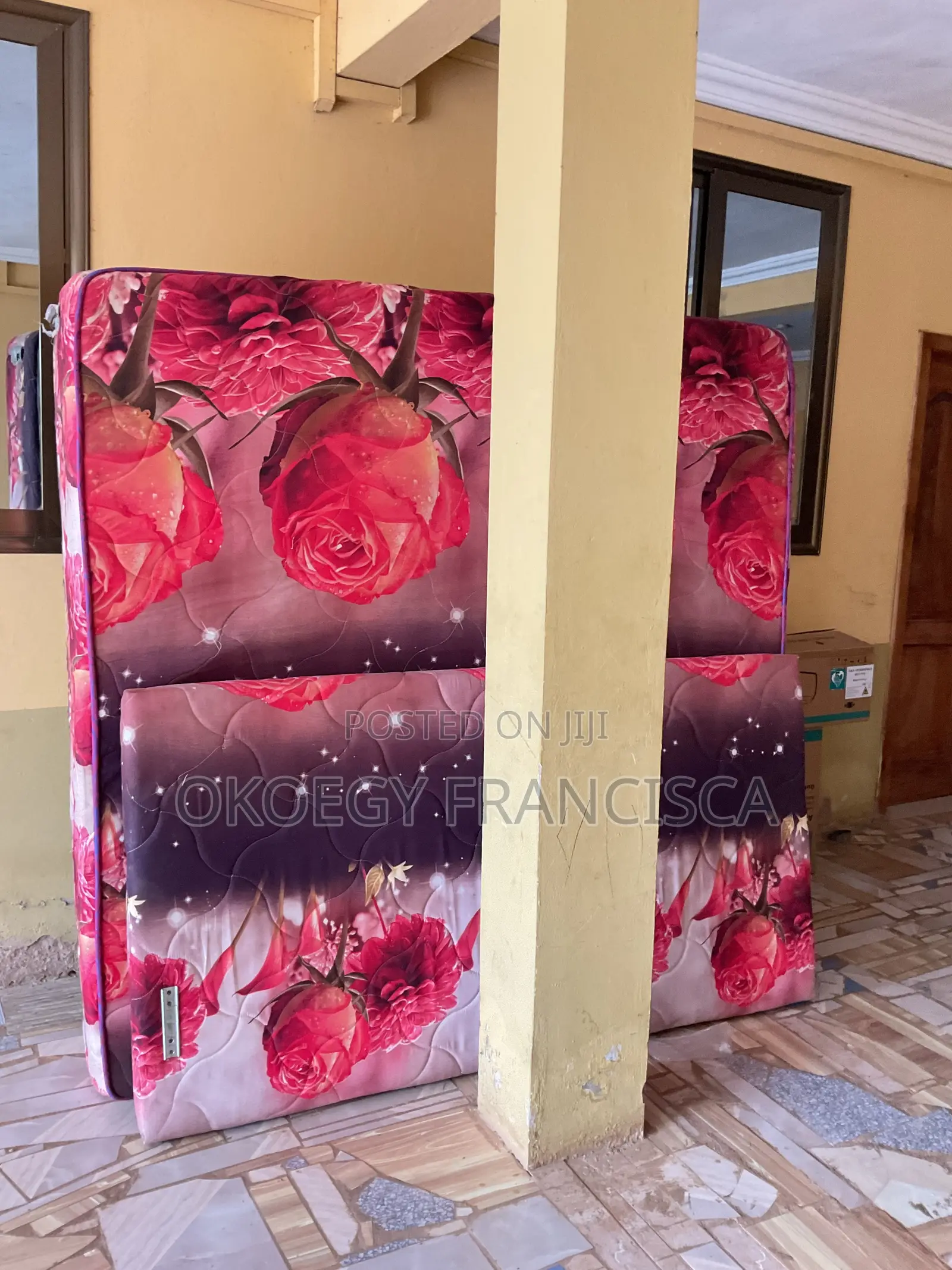 Queen Size Inbuilt Bed Available for Pickup