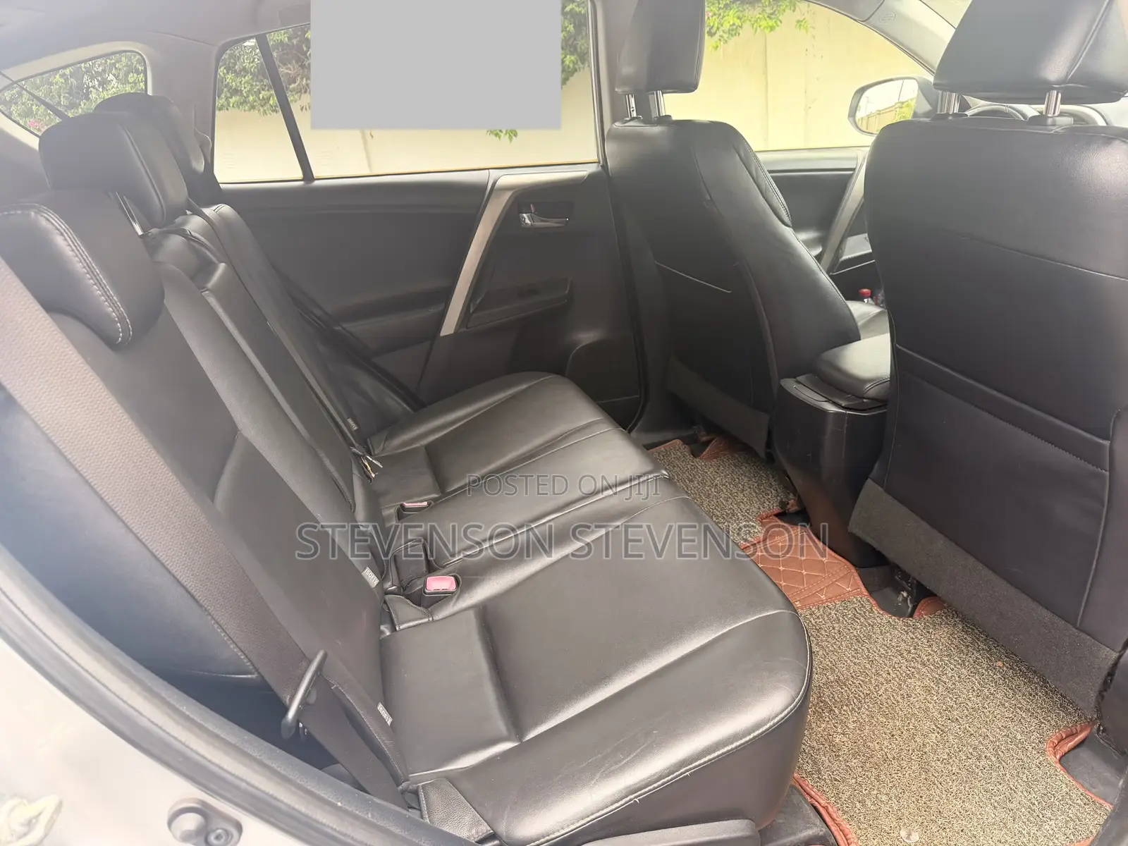 Toyota RAV4 XLE 4dr SUV AWD (2.5L 4cyl 6A) 2015 Silver