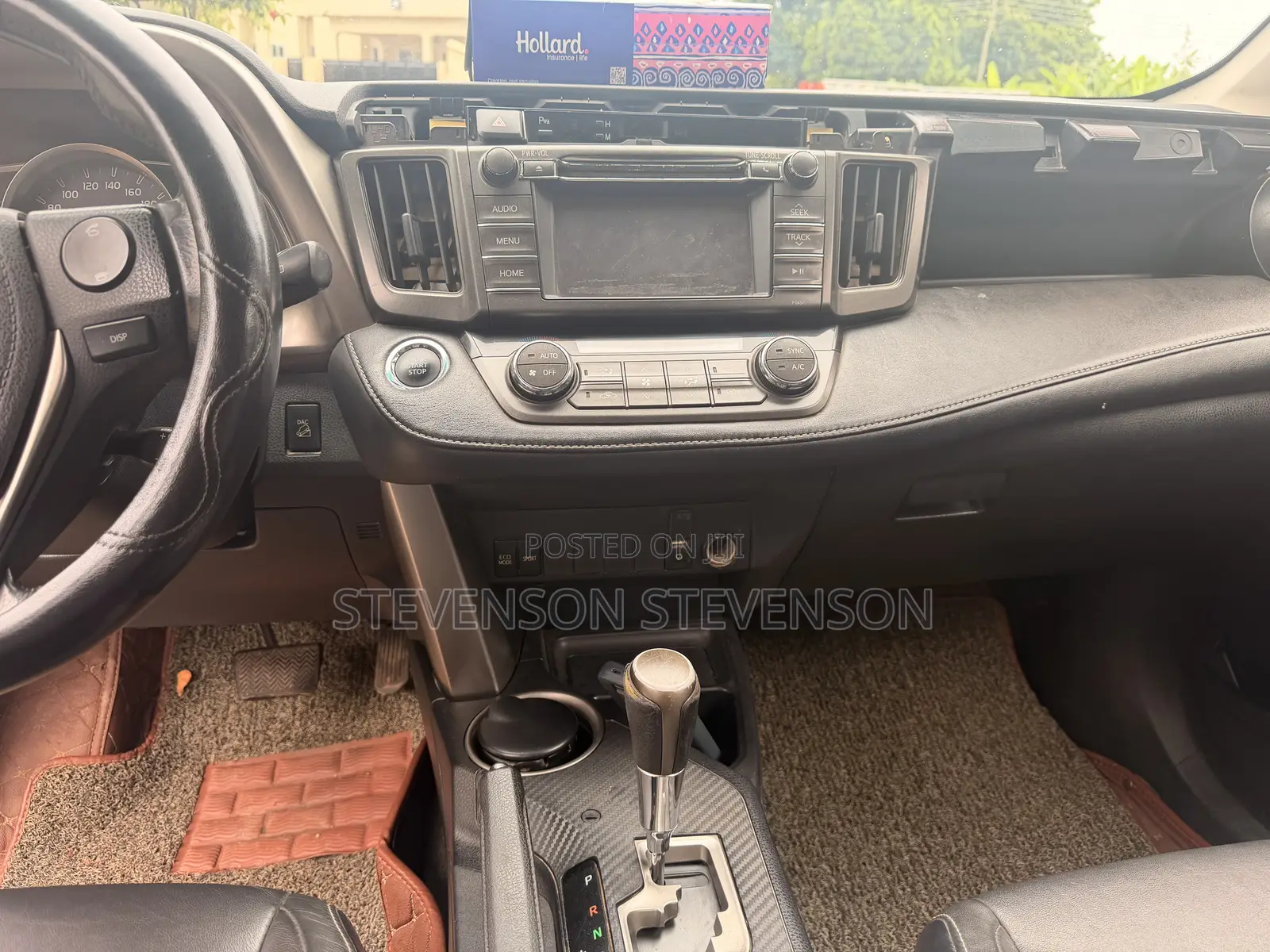 Toyota RAV4 XLE 4dr SUV AWD (2.5L 4cyl 6A) 2015 Silver