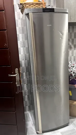 Fairly Used Full Fridge for Drinks and Chilling