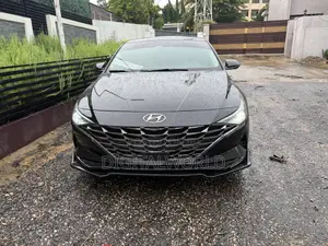Hyundai Elantra Limited 2022 Black