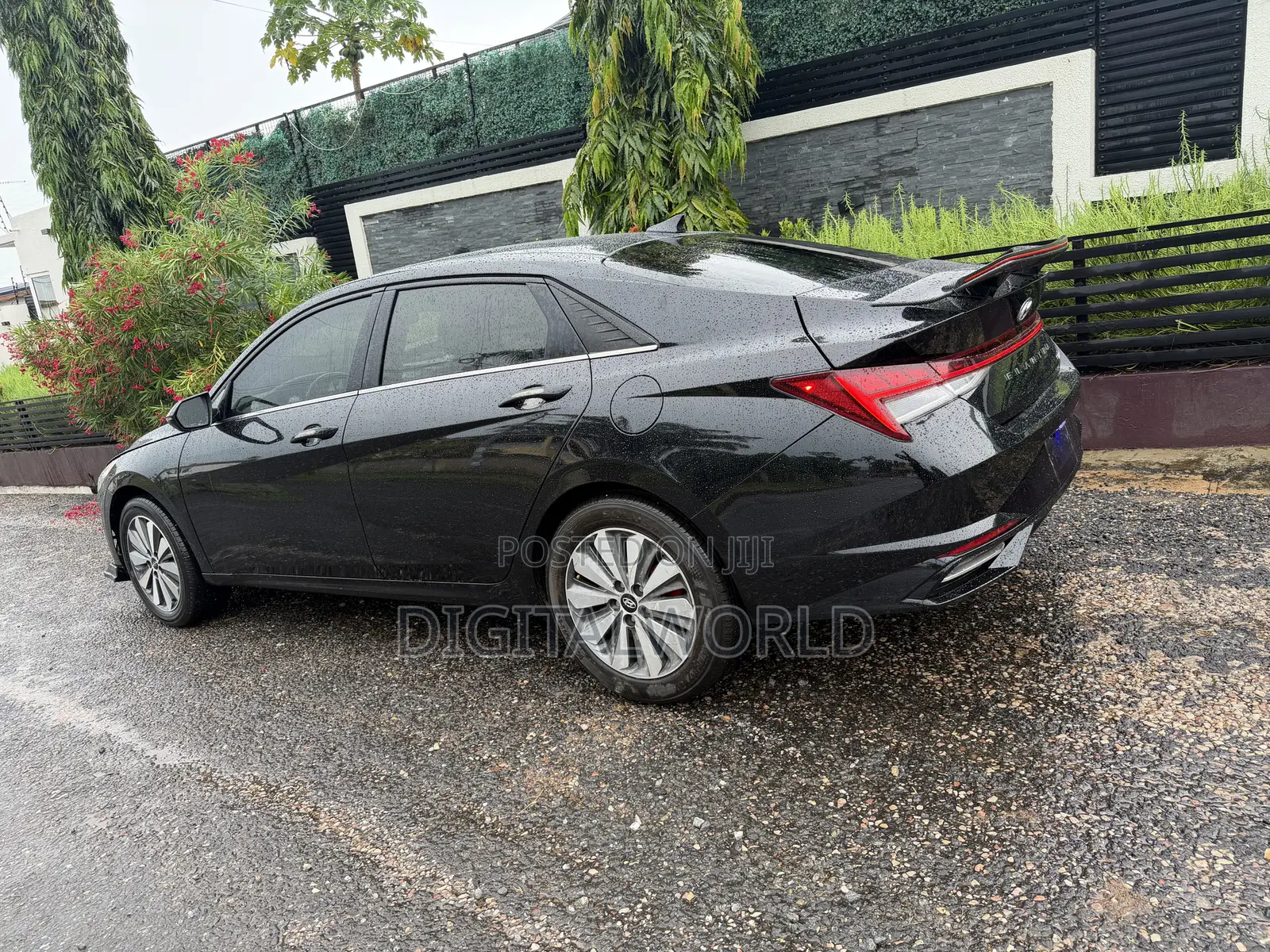 Hyundai Elantra Limited 2022 Black