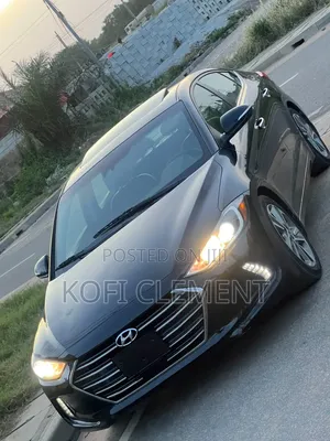 Hyundai Elantra 2017 Black