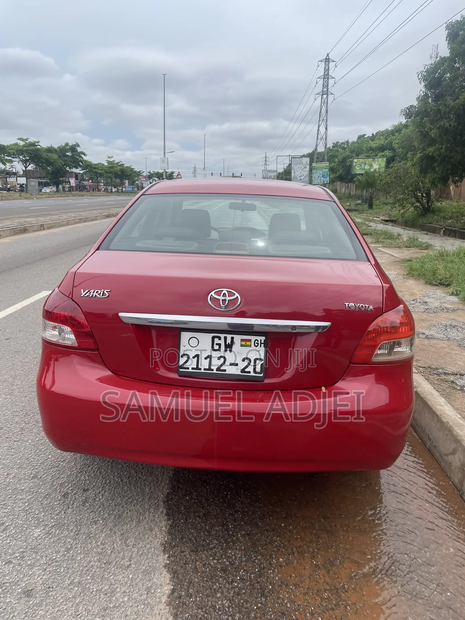 Toyota Yaris 2010 Red