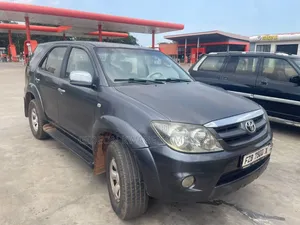 Toyota Fortuner 2.7 AWD 2010 Gray