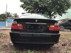 BMW 328i 2004 Black