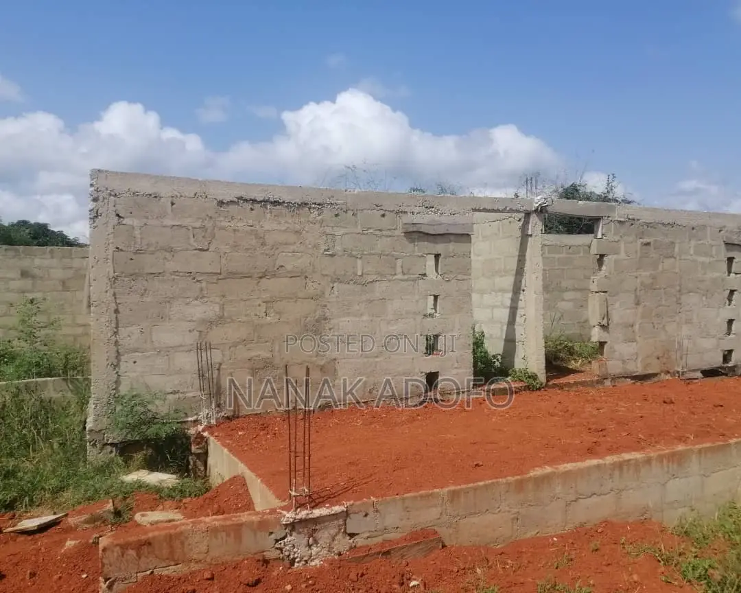 4bdrm House in 4Bedroom, Effutu Municipal for sale