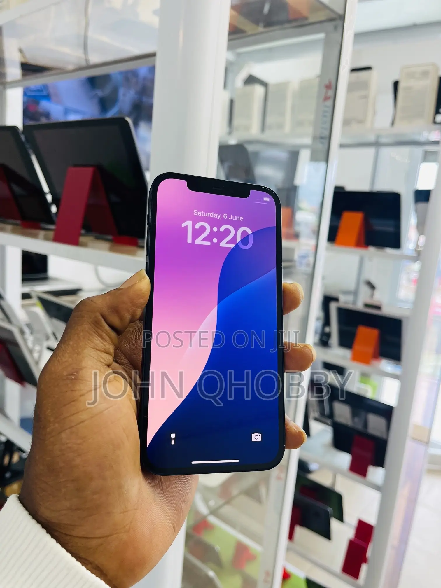 Apple iPhone 12 64 GB Black