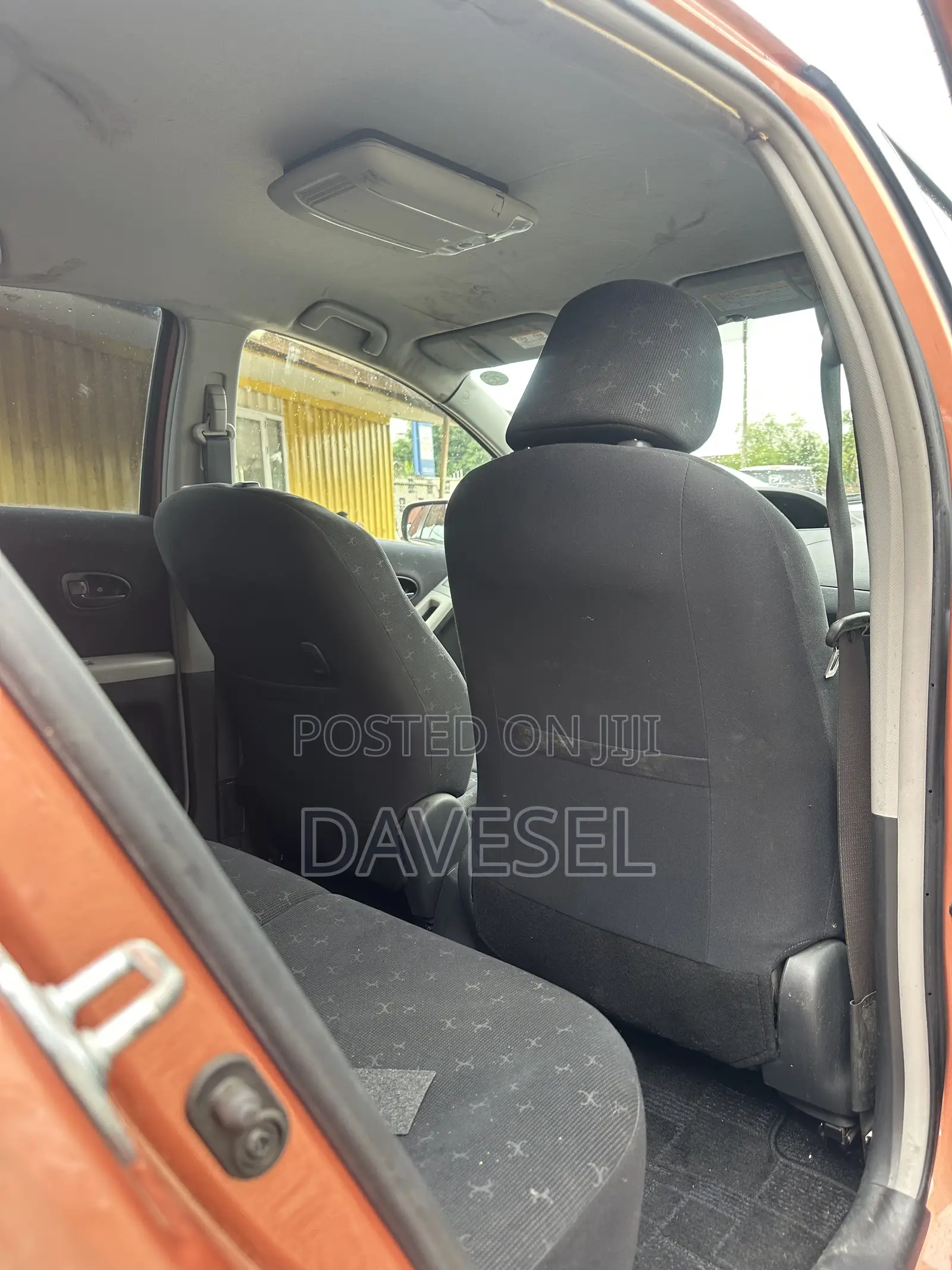 Toyota Vitz 2010
