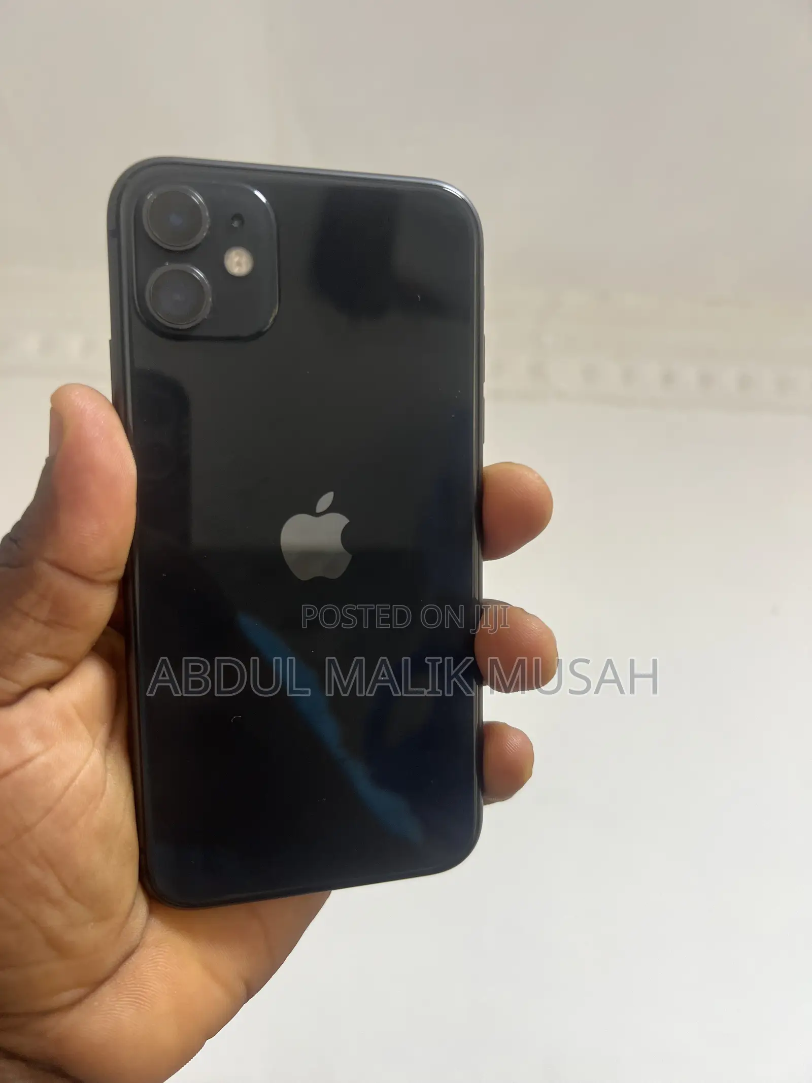 Apple iPhone 11 64 GB Black