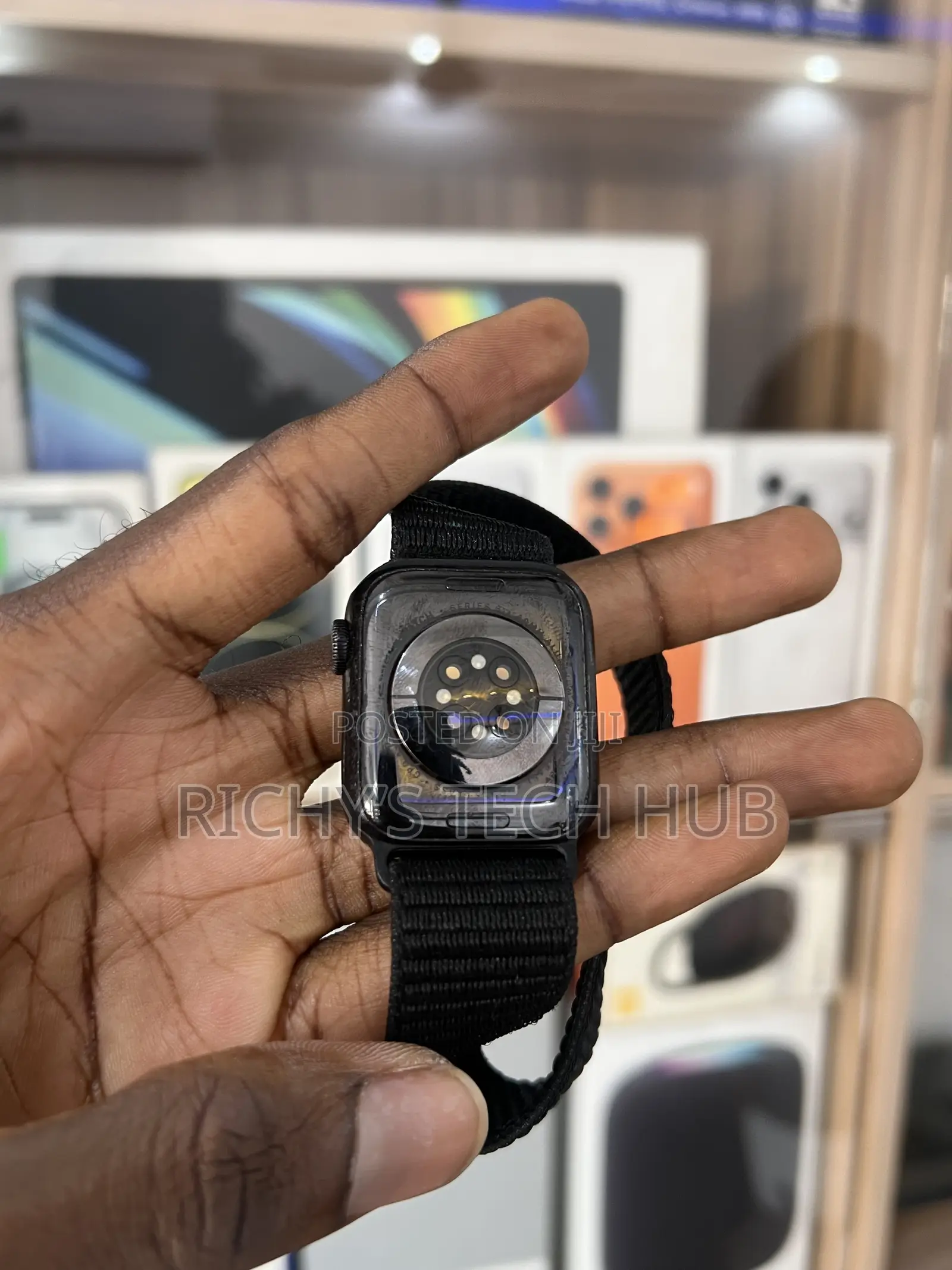 Apple Series 6 40mm GPS Cellular