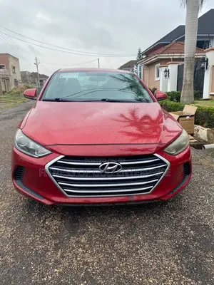 Hyundai Elantra SE Sedan FWD (2.0L 4cyl 6M) 2017 Red