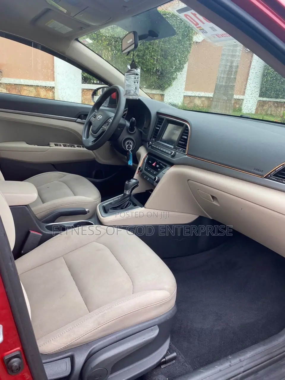 Hyundai Elantra SE Sedan FWD (2.0L 4cyl 6M) 2017 Red