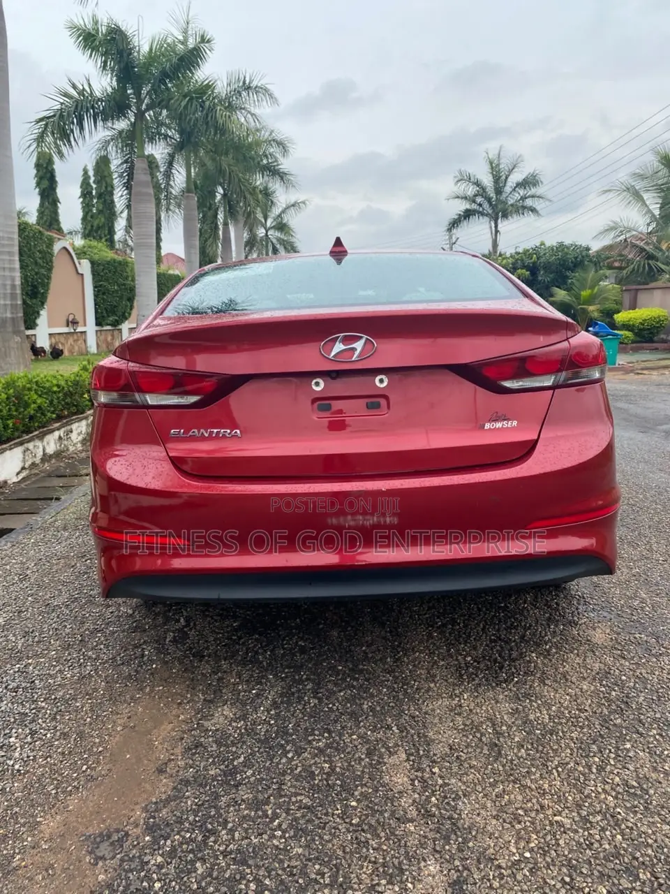 Hyundai Elantra SE Sedan FWD (2.0L 4cyl 6M) 2017 Red