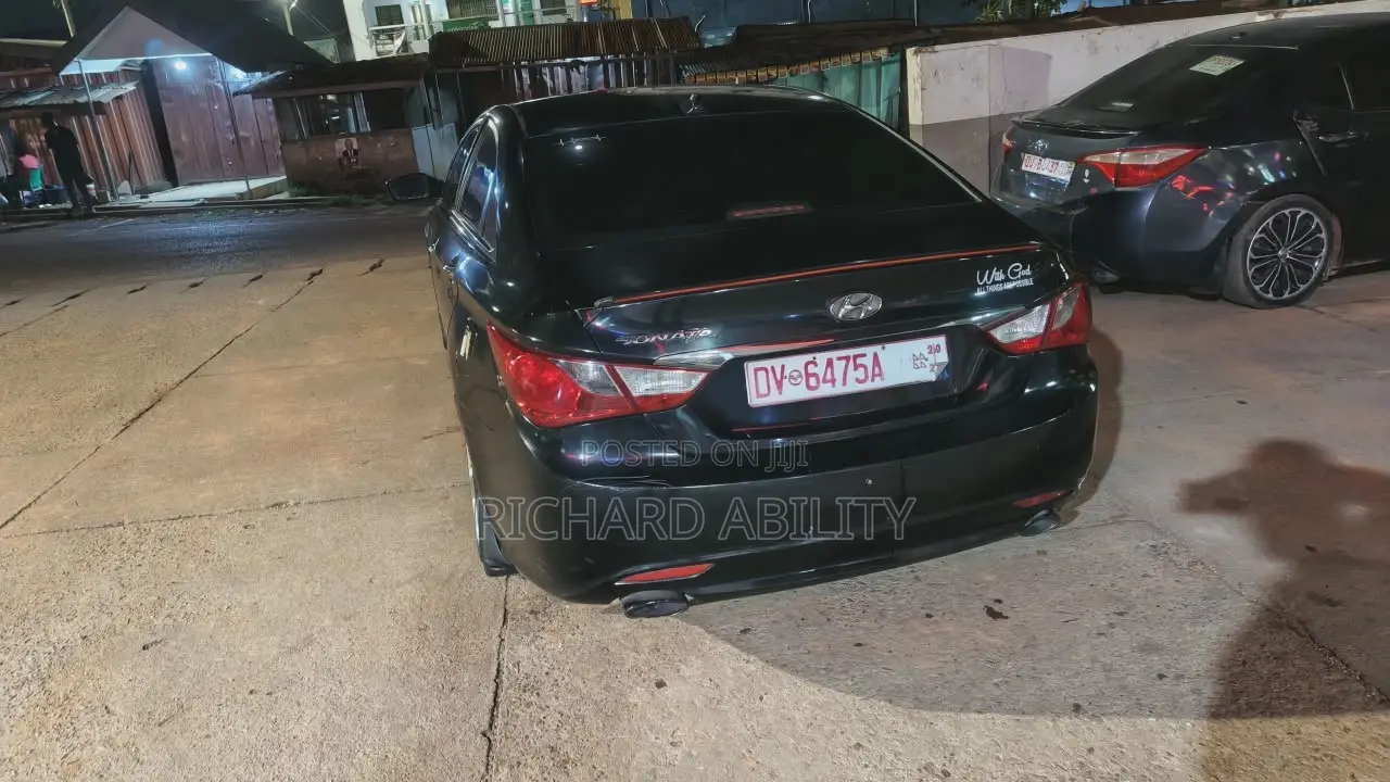 Hyundai Sonata 2013 Black