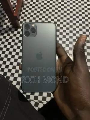 Apple iPhone 11 Pro Max 64 GB Blue