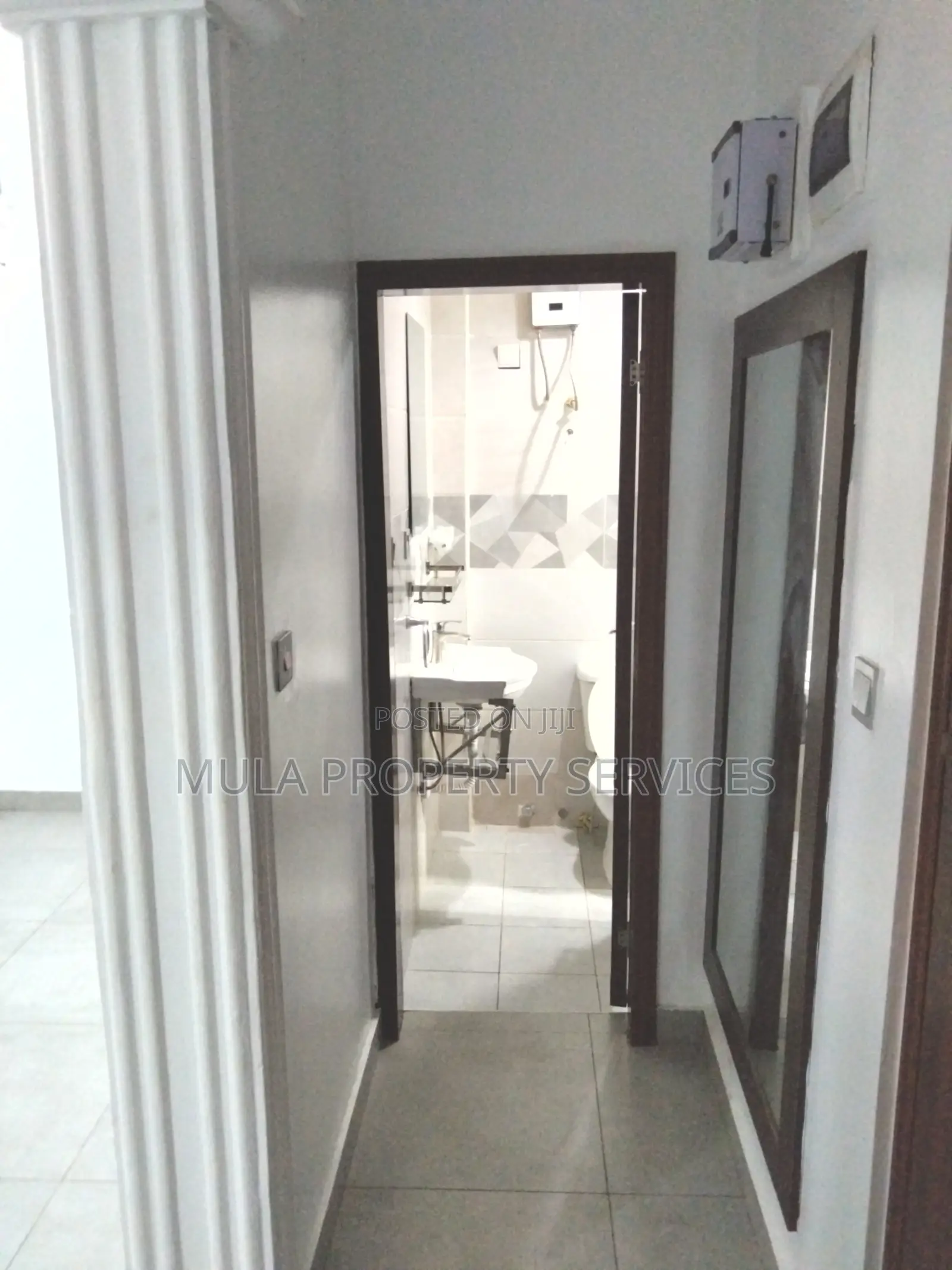 1bdrm Apartment in Mula Property, School Junction for rent