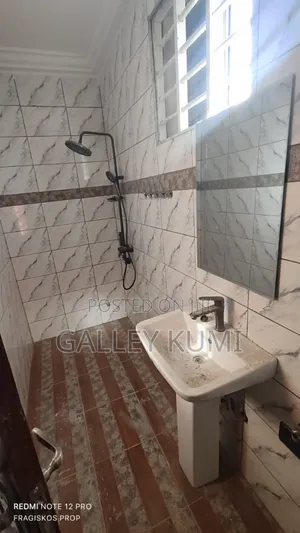 1bdrm Apartment in Expert Apartments, Ashomang Estate for rent