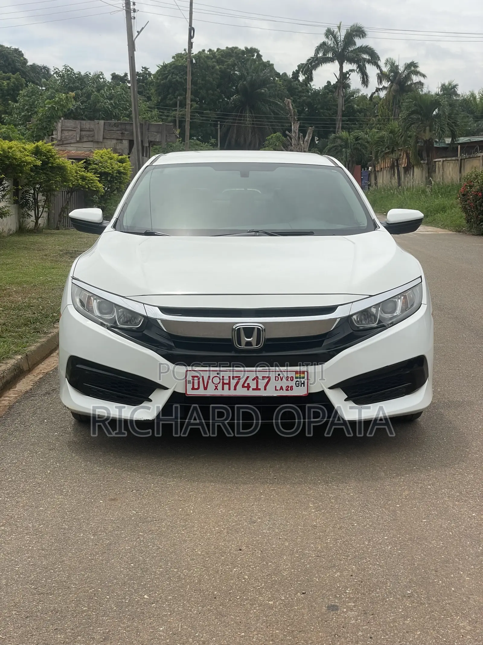 Honda Civic LX 4dr Sedan (2.0L 4cyl) 2016 White
