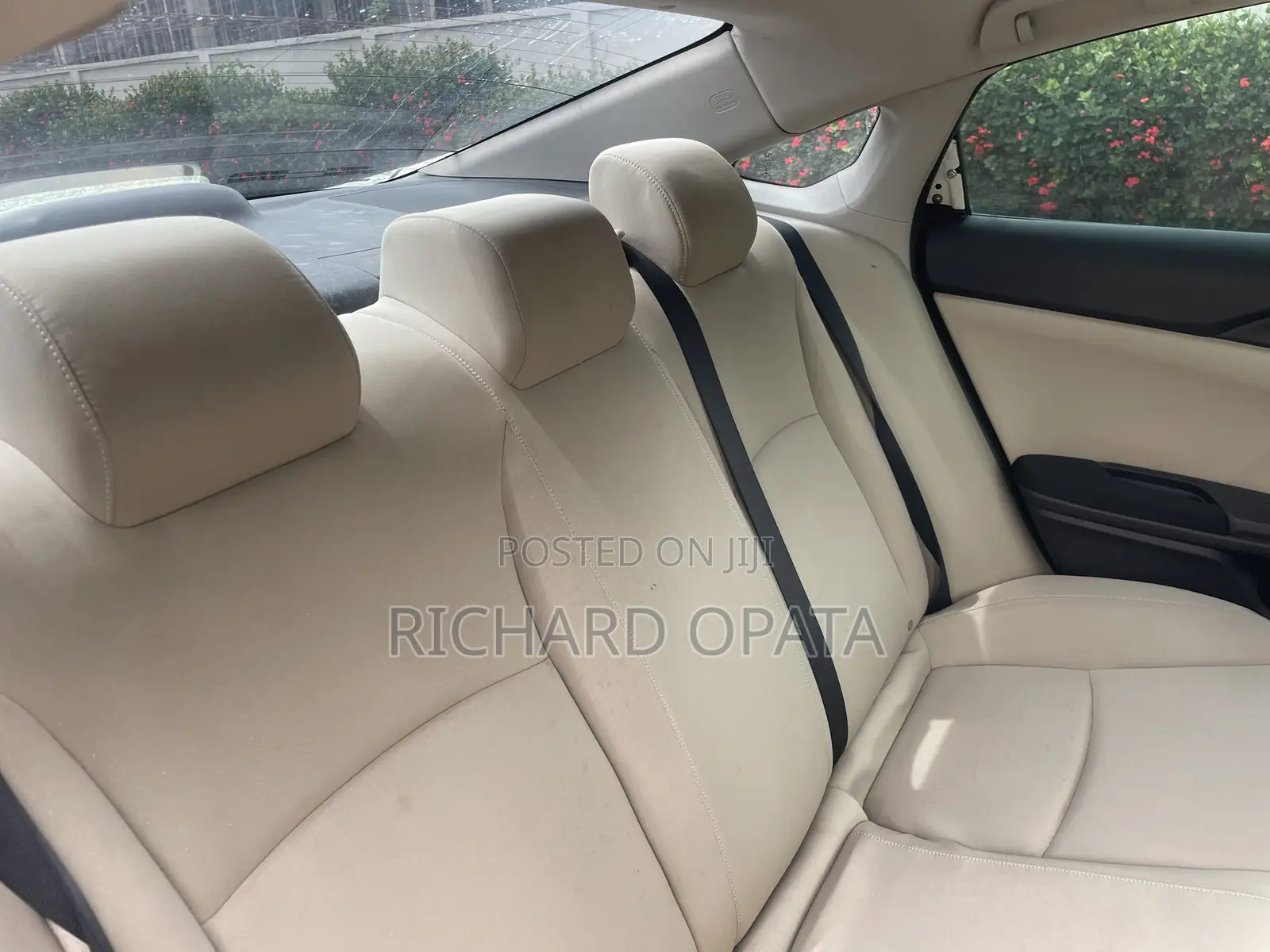 Honda Civic LX 4dr Sedan (2.0L 4cyl) 2016 White