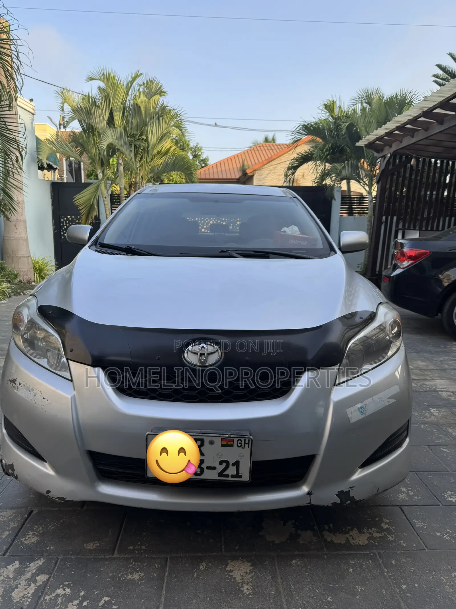 Toyota Matrix L Hatchback FWD (1.8L 4cyl 5M) 2012 Gray