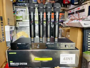 Shure SLX-D Wireless Microphone