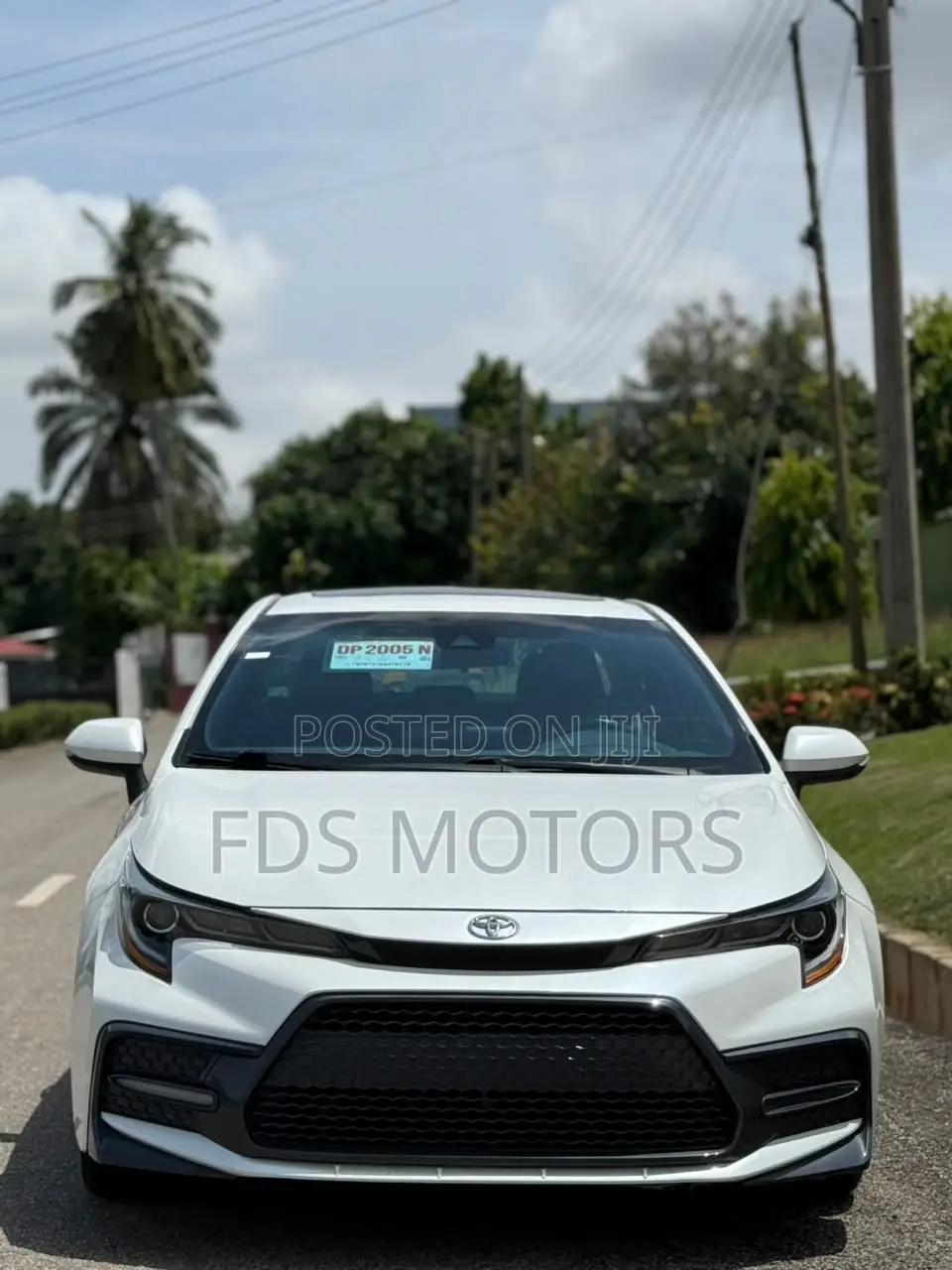 Toyota Corolla SE 2021 White