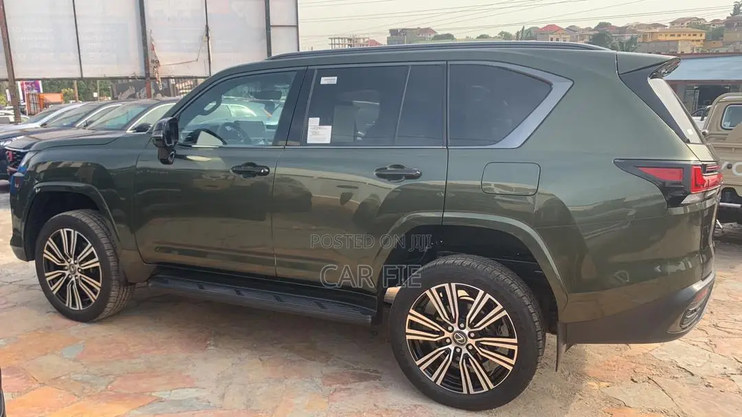 New Lexus LX 600 2025 Green