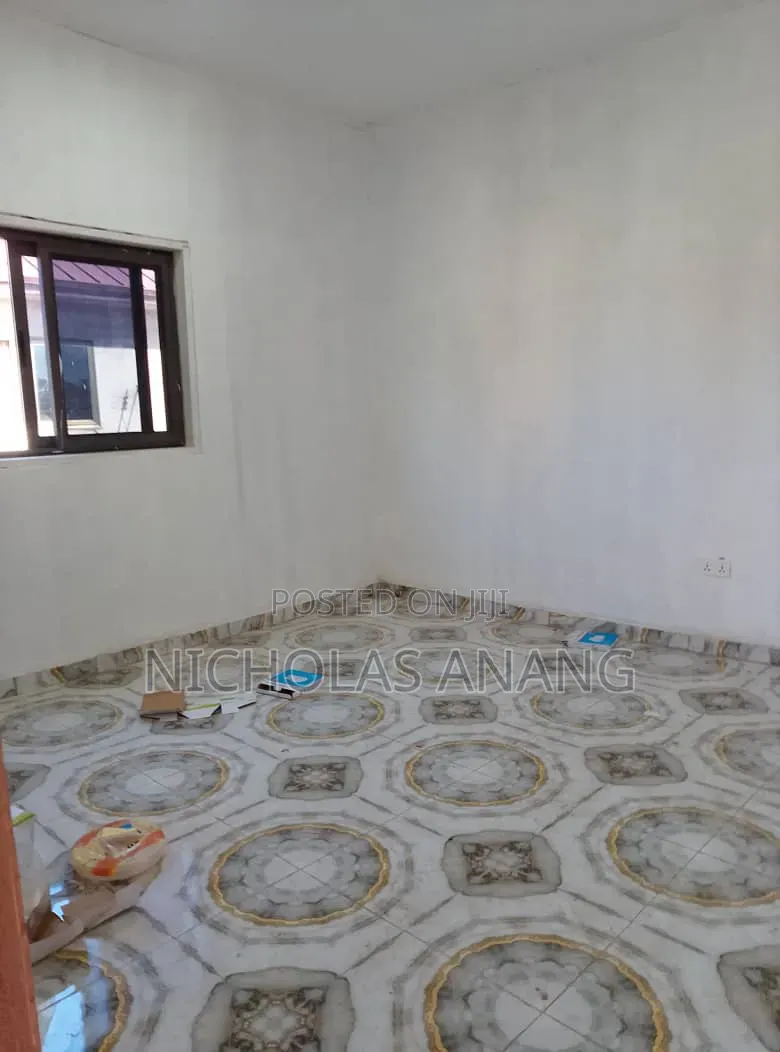 1bdrm Apartment in The Dorns Properties, New Town for rent