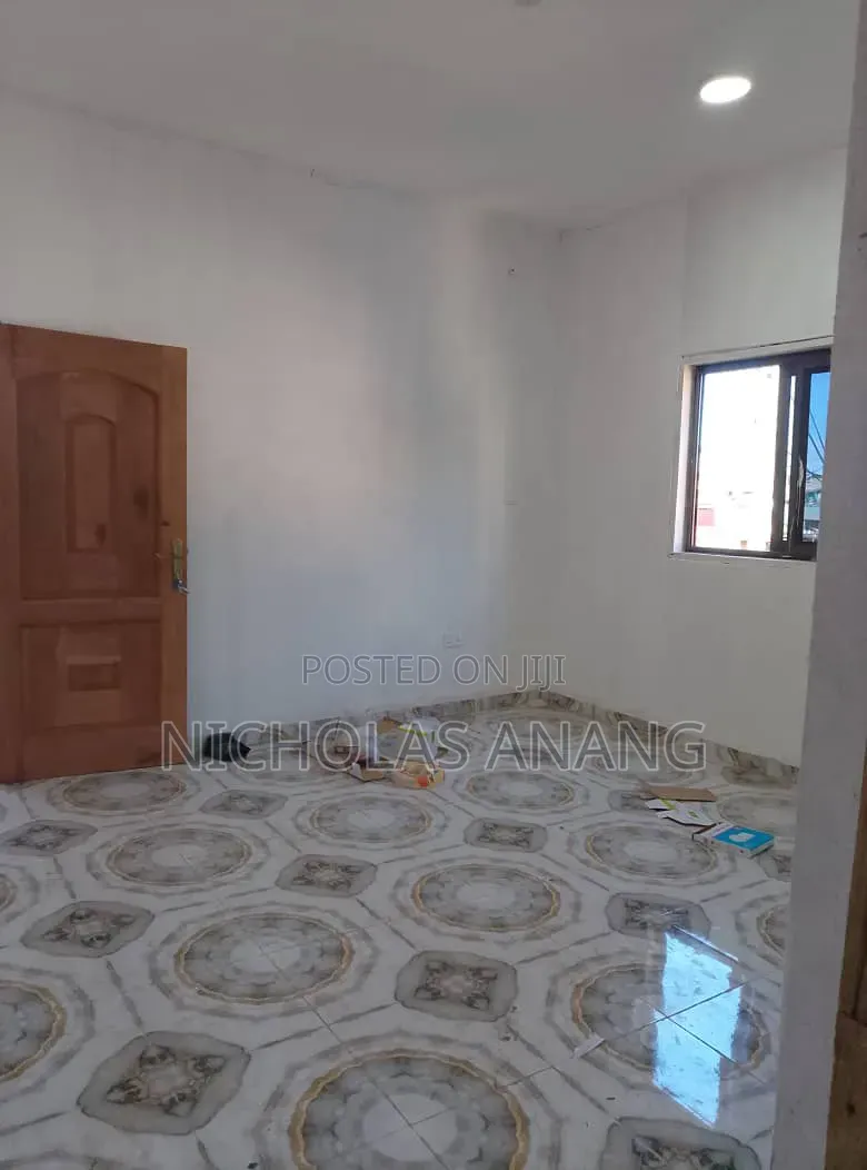 1bdrm Apartment in The Dorns Properties, New Town for rent