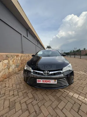 Toyota Camry 2016 Black