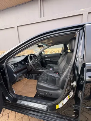 Toyota Camry 2016 Black