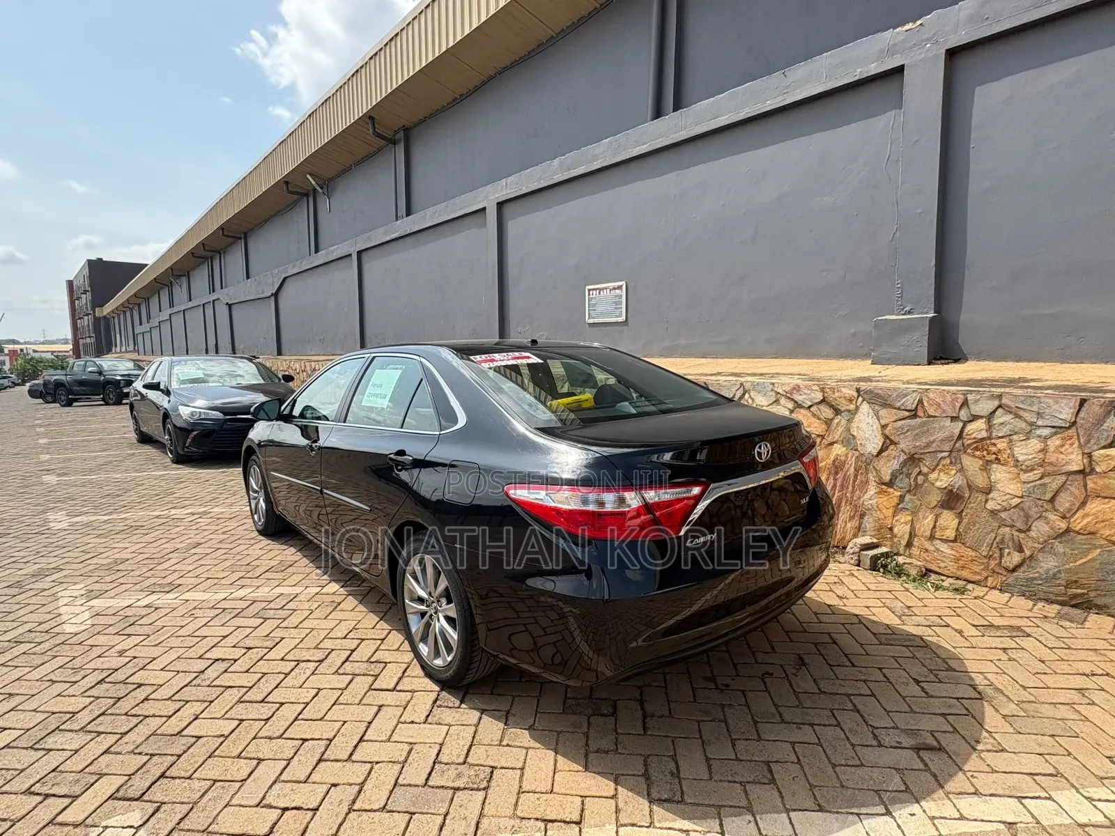 Toyota Camry 2016 Black
